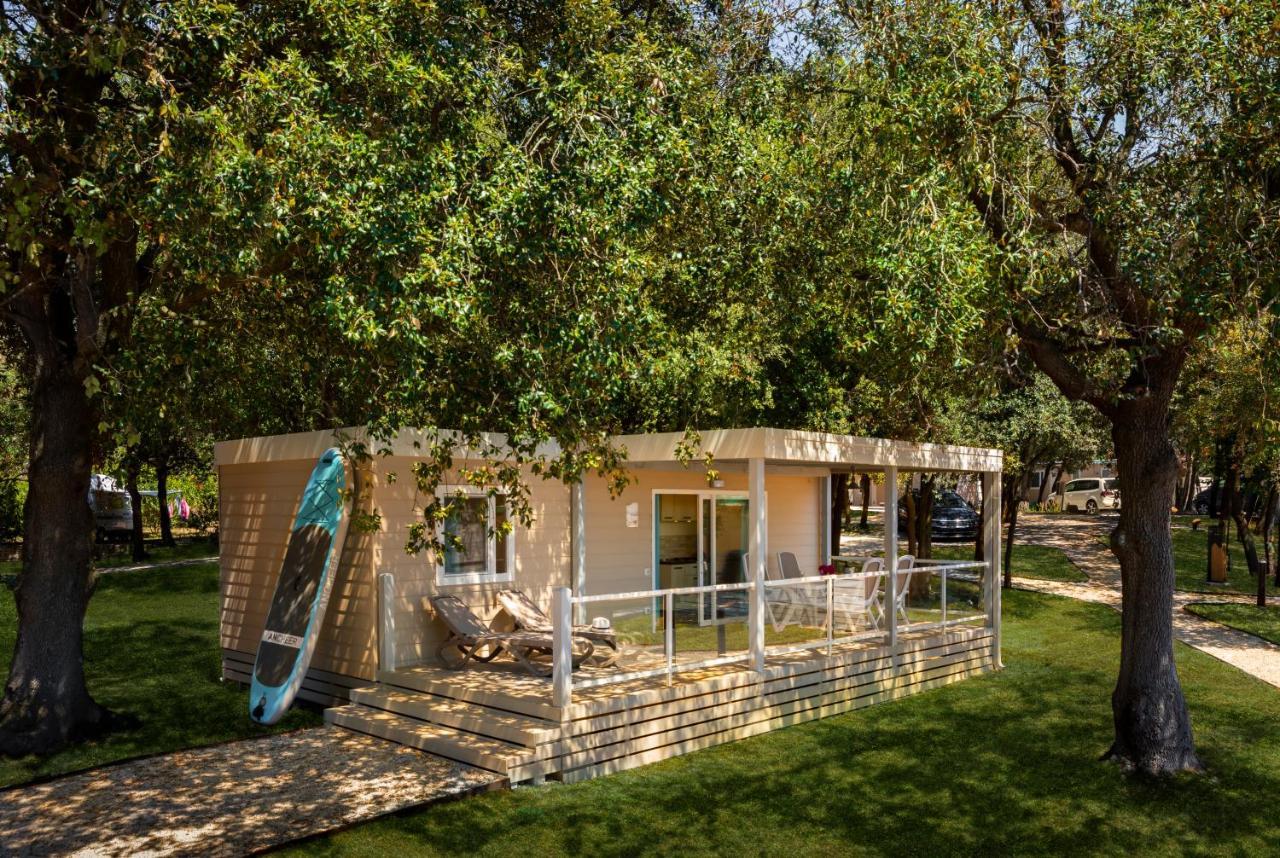 Maistra Camping Koversada Uncovered Naturist Mobile Homes Vrsar Eksteriør billede